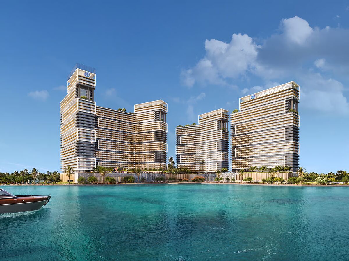 چلسی در آسمان، زمین فوتبال می سازد!