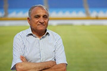 سپاهان، نیازمند ثبات است/ راه موفقیت، دوری از حواشی و دعواهای نقل و انتقالاتی است