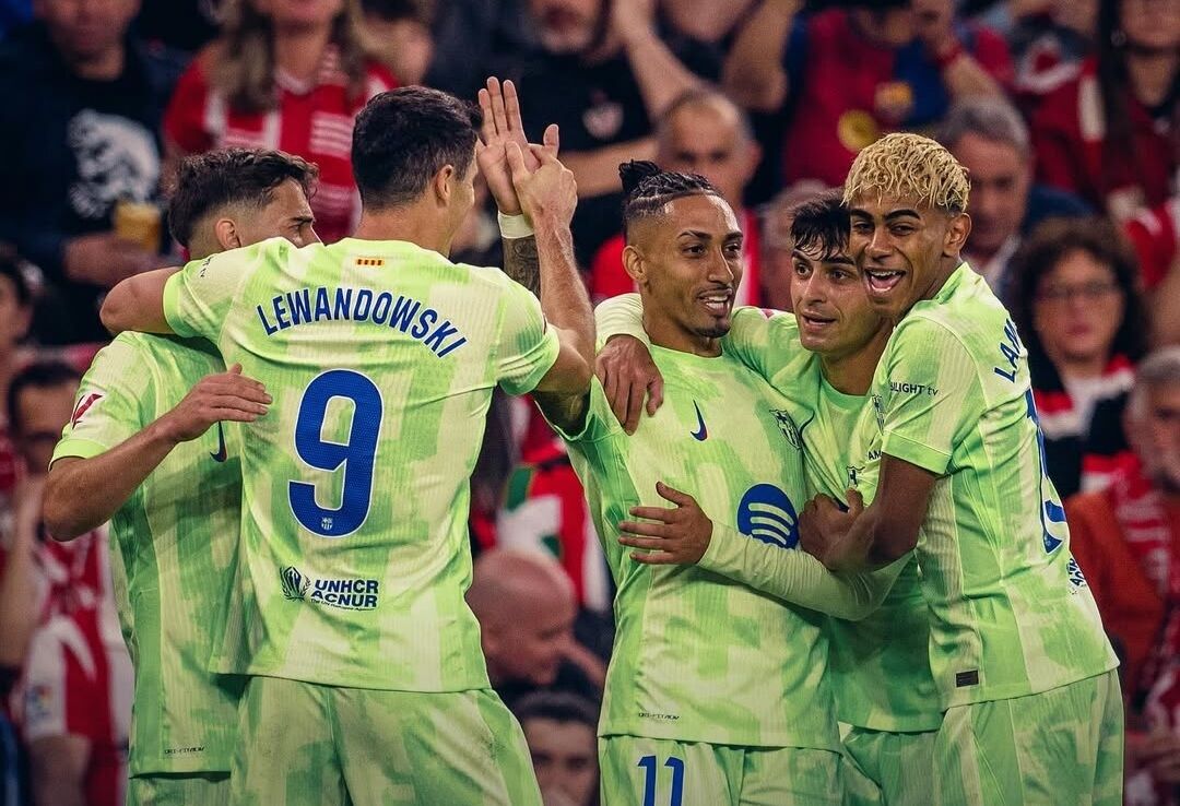 پیروزی قاطعانه قهرمان در سنمامس؛ فلیک فصل را با ۳ امتیاز تمام کرد! پیروزی قاطعانه قهرمان در سنمامس؛ فلیک فصل را با ۳ امتیاز تمام کرد!