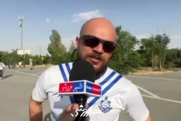 هوادار ملوان مقابل دوربین خبرورزشی: بزرگتر از استقلال را برده‌ایم!