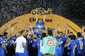 حمله دوباره هواداران پرسپولیس به قهرمانی استقلال؛ از اول هم لایق آسیایی شدن نبودید 