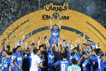 شیرازی‌ها هم قهرمانی استقلال را تبریک گفتند!