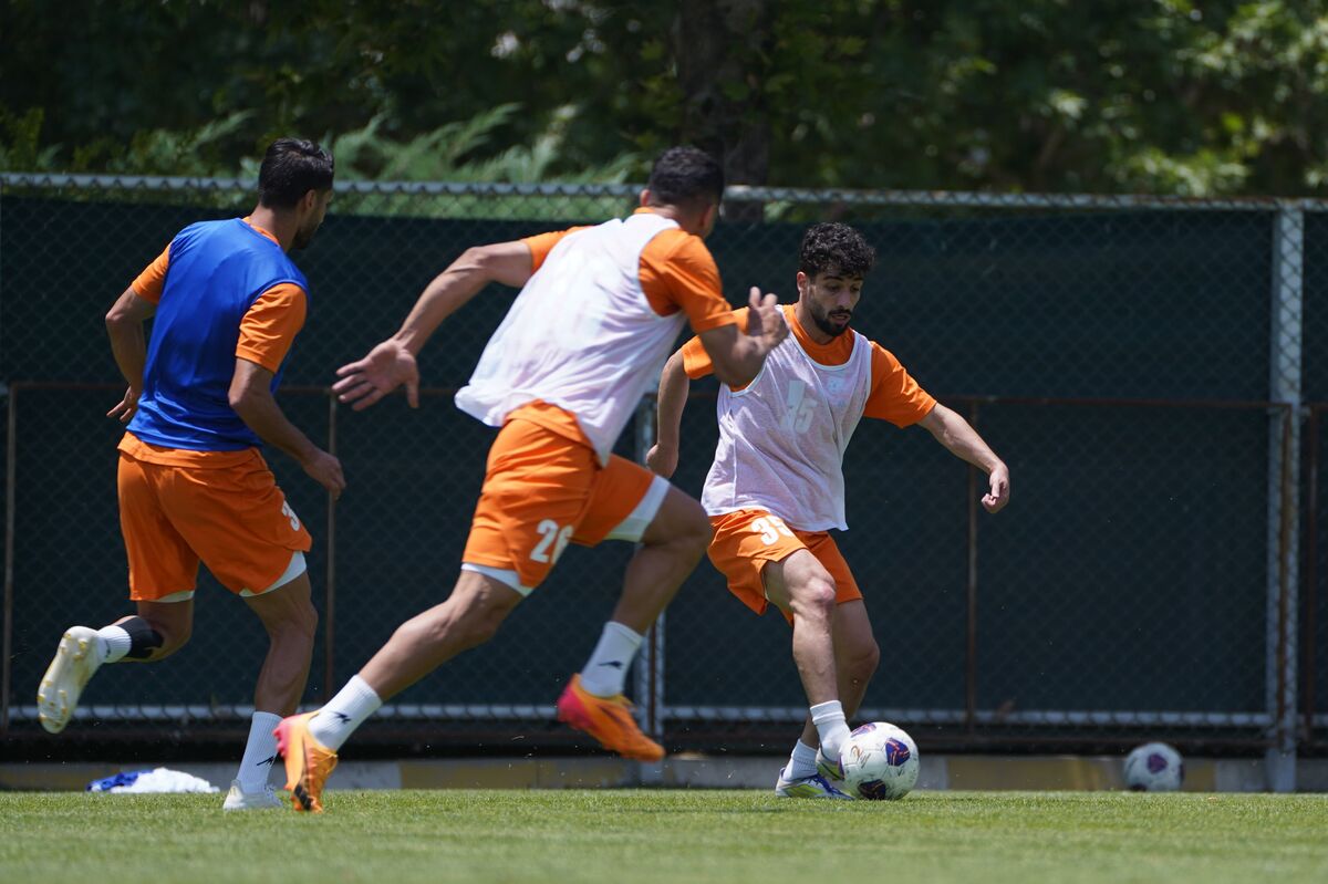 هاشمنژاد: انتظار چنین جوی را در تیم ملی نداشتم هاشمنژاد: انتظار چنین جوی را در تیم ملی نداشتم