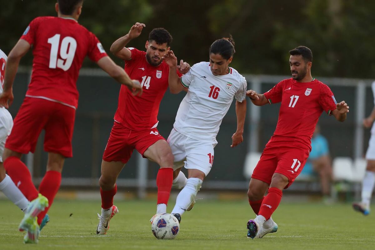 تراکتوری ها گل زدند، تیم ملی با خودش مساوی کرد! تراکتوری ها گل زدند، تیم ملی با خودش مساوی کرد!