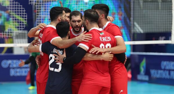 تیم ملی والیبال ایران فینالیست شد