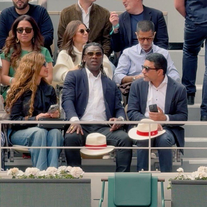 استقلال مزاحم عشق و حال سیدورف!