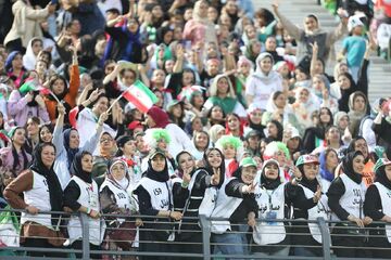 شوت محمدمهدی محبی طرفداران تیم ملی را نیم‌خیز کرد +فیلم