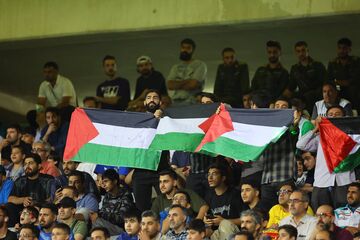 حمله یک خبرگزاری به یگان ویژه: چرا پرچم‌های فلسطین را جمع کردید!