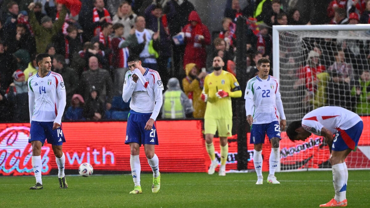 پیامی در دل شب به گراوینا: «احساسش را ندارم، رئیس!» | بحران در تیم ملی با کنارهگیری رانیری پیامی در دل شب به گراوینا: «احساسش را ندارم، رئیس!» | بحران در تیم ملی با کنارهگیری رانیری