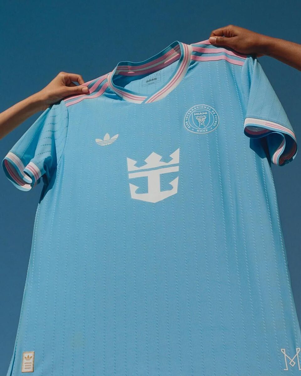 روز رونمایی پیراهنهای جدید/ رئال مادرید، اتلتیکو، اینتر، پاری سن ژرمن، اینتر میامی و کیت متفاوت چلسی! +تصاویر