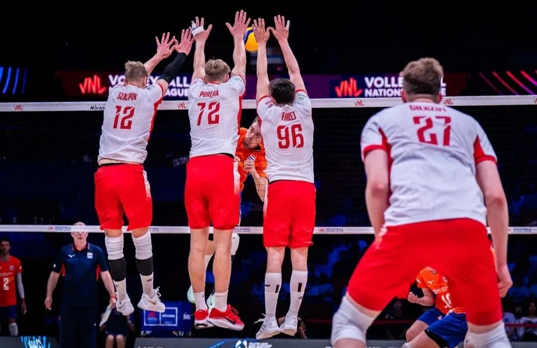 رالی تماشایی لهستان و ژاپن؛ اوج جنون در لیگ ملتهای والیبال! رالی تماشایی لهستان و ژاپن؛ اوج جنون در لیگ ملتهای والیبال!