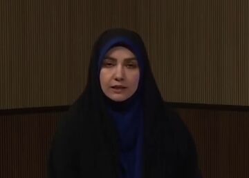 بغض مجری صدا و سیما: از همین جا به خانواده‌ام سلام می‌کنم و می‌گویم که سالم هستم!