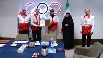 دارنده طلای دوومیدانی زنان: سربازان این مرز و بوم جان گذاشتند و از میهن اسلامی دفاع کردند