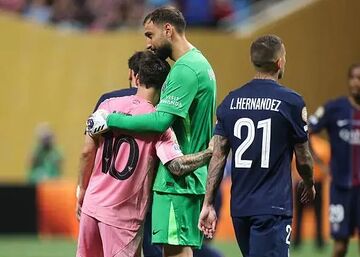 خوش و بش لیونل مسی با رفقای قدیمی در PSG!