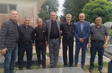 رفقای قدیمی کنار هم حتی در آبکنار انزلی +عکس