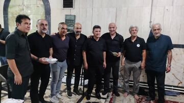 بزرگان استقلال و پرسپولیس در مراسم عزاداری +عکس