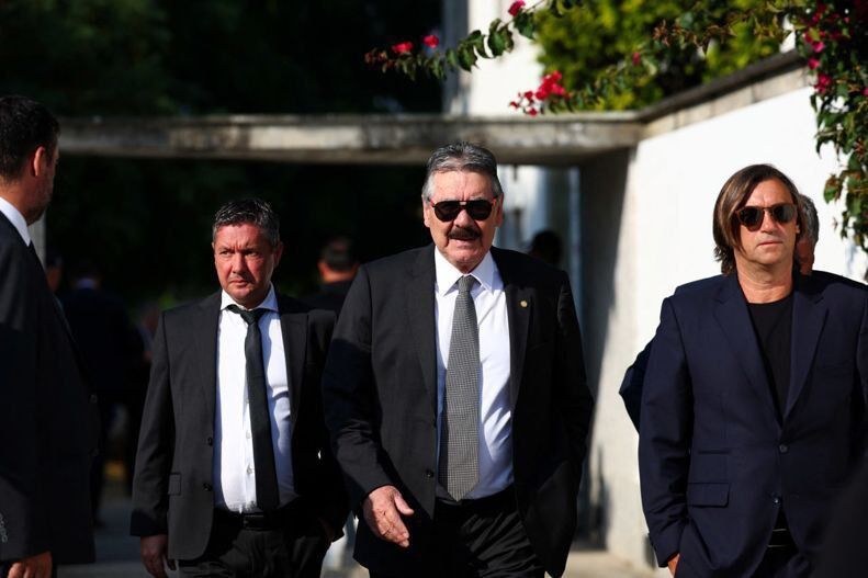 یک تراکتوری در مراسم خاکسپاری ژوتا +عکس