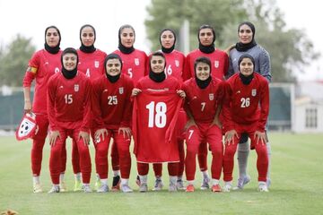 بانوان ایران سنگاپور را قلع و قمع کردند!