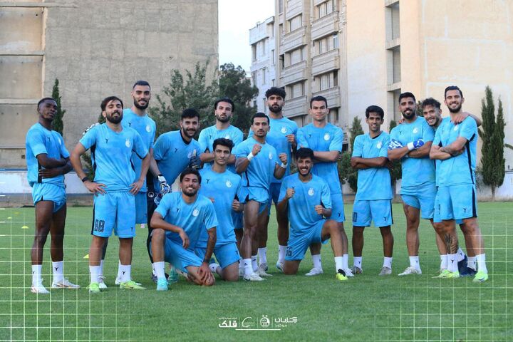 تمرین استقلال