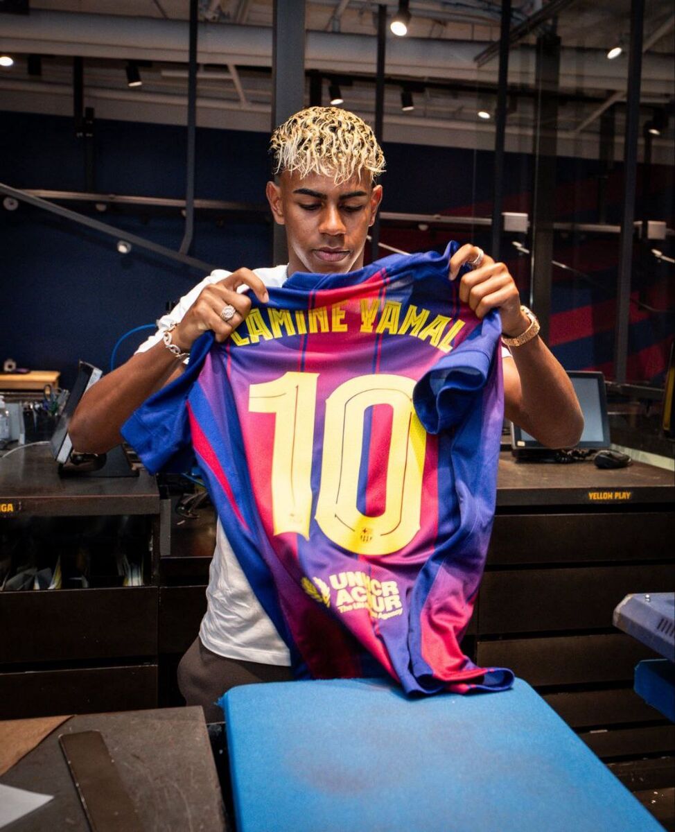 سود تاریخی فوق ستاره برای بارسلونا +عکس