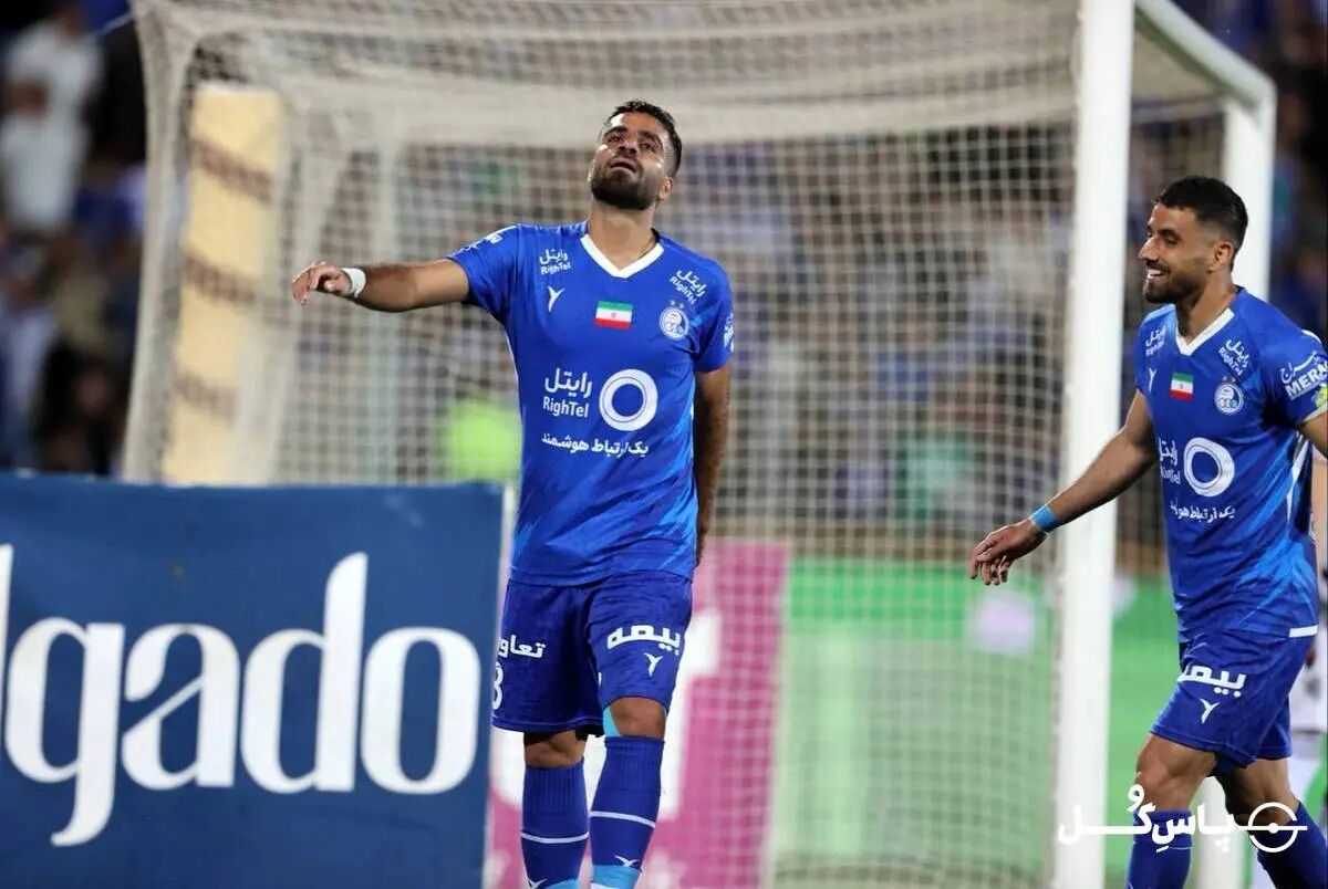 شایعات انتقال مدافعان استقلال به پرسپولیس؛ واقعیت یا جنگ روانی؟ شایعات انتقال مدافعان استقلال به پرسپولیس؛ واقعیت یا جنگ روانی؟