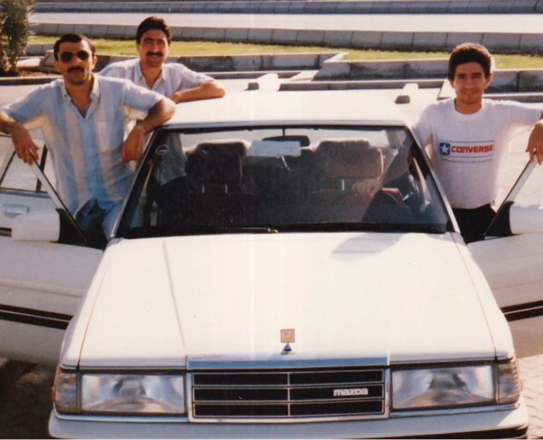 ماشین سواری سرمربی تیم ملی با ستارگان پرسپولیس +عکس