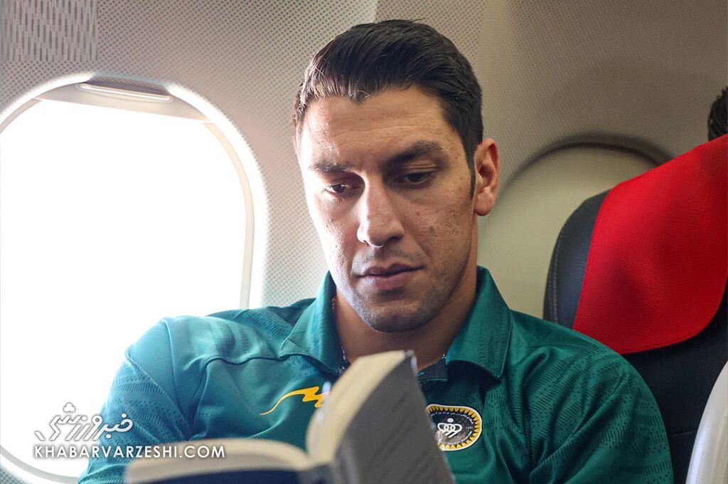 از استقلال و پرسپولیس پیشنهاد داشتم/ ساپینتو مشکل نداشت با استقلال بسته بودم ولی به یک تیم بزرگ رفتم! از استقلال و پرسپولیس پیشنهاد داشتم/ ساپینتو مشکل نداشت با استقلال بسته بودم ولی به یک تیم بزرگ رفتم!