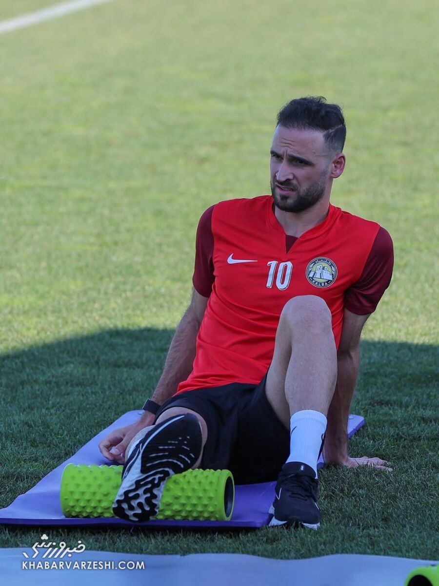 عکس| نوراللهی پیراهن محبوب قایدی را تصاحب کرد!