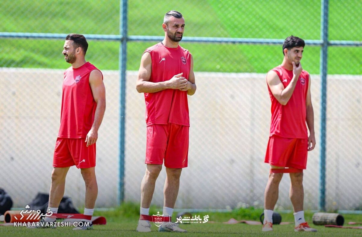 دورسون: فعلاً به مذاکرات با پرسپولیس ادامه میدهیم/ با وحید هاشمیان در حال گفتوگو هستیم دورسون: فعلاً به مذاکرات با پرسپولیس ادامه میدهیم/ با وحید هاشمیان در حال گفتوگو هستیم