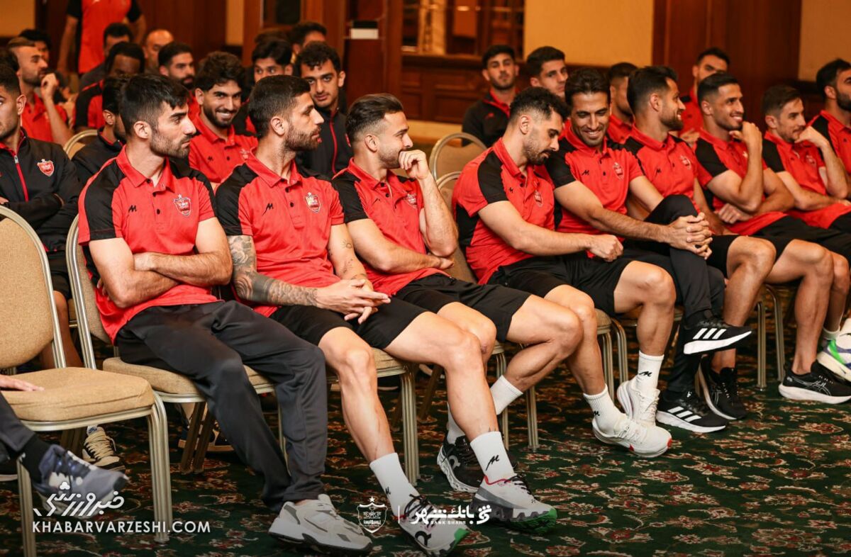 واکنش جالب ستاره پرسپولیس به قرار گرفتن در لیست مازاد؛ جایی نمی‌روم!