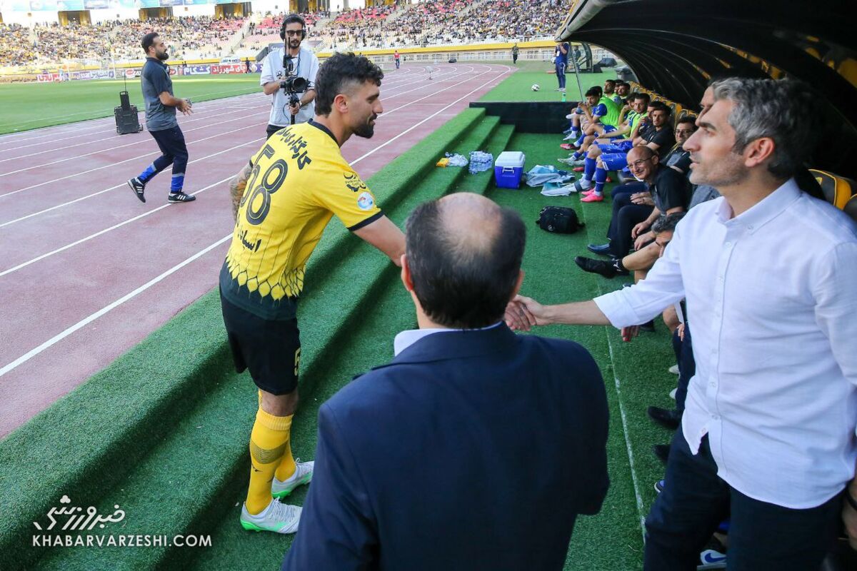 مدافع سپاهان هم از استقلال طلبکار شد؛ کاش لااقل دل دانشگر برای بیتالمال بسوزد! مدافع سپاهان هم از استقلال طلبکار شد؛ کاش لااقل دل دانشگر برای بیتالمال بسوزد!