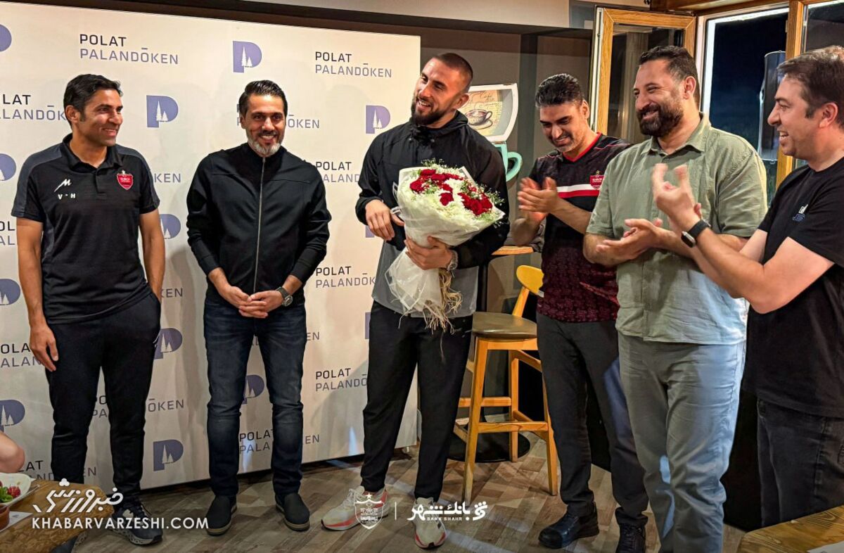 خداحافظی قشنگ از پرسپولیس/ گندوز با دسته گل رفت +عکس