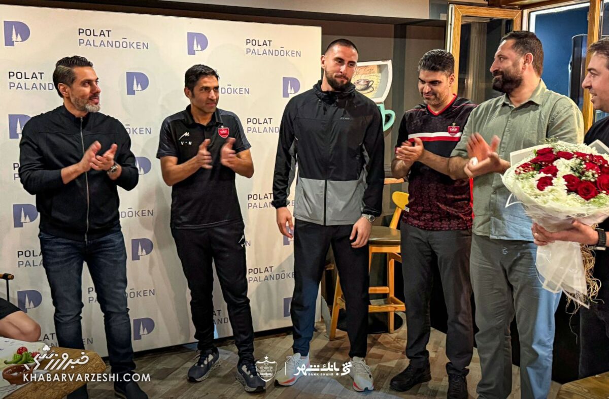 خداحافظی قشنگ از پرسپولیس/ گندوز با دسته گل رفت +عکس