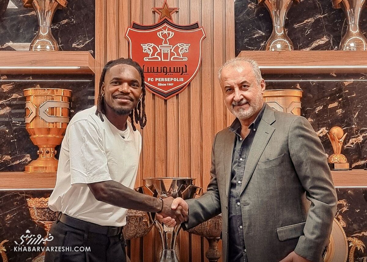 پشت پرده تهدیدهای پشت سر هم پرسپولیس توسط مدیرعامل استقلال! پشت پرده تهدیدهای پشت سر هم پرسپولیس توسط مدیرعامل استقلال!