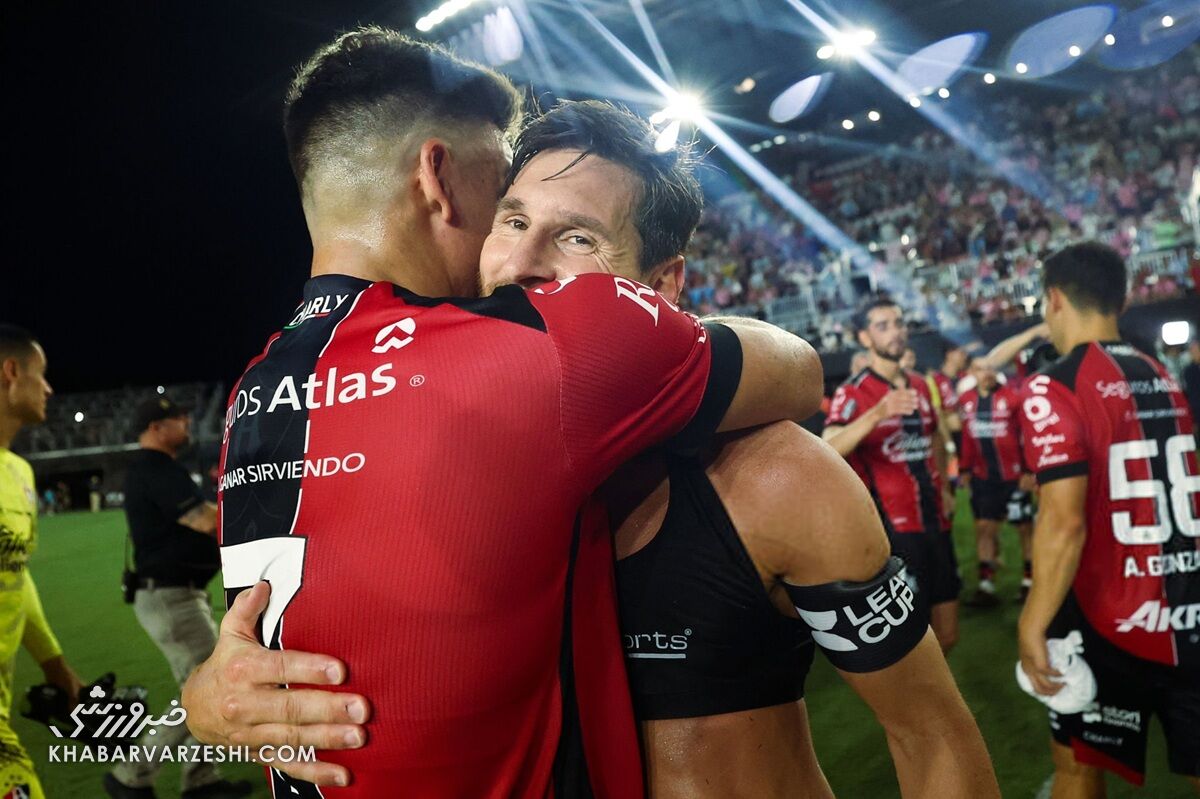 شادی جنجالی مسی در چهره حریف/ فقط سکوت کردم، چون اون مسیه! +عکس