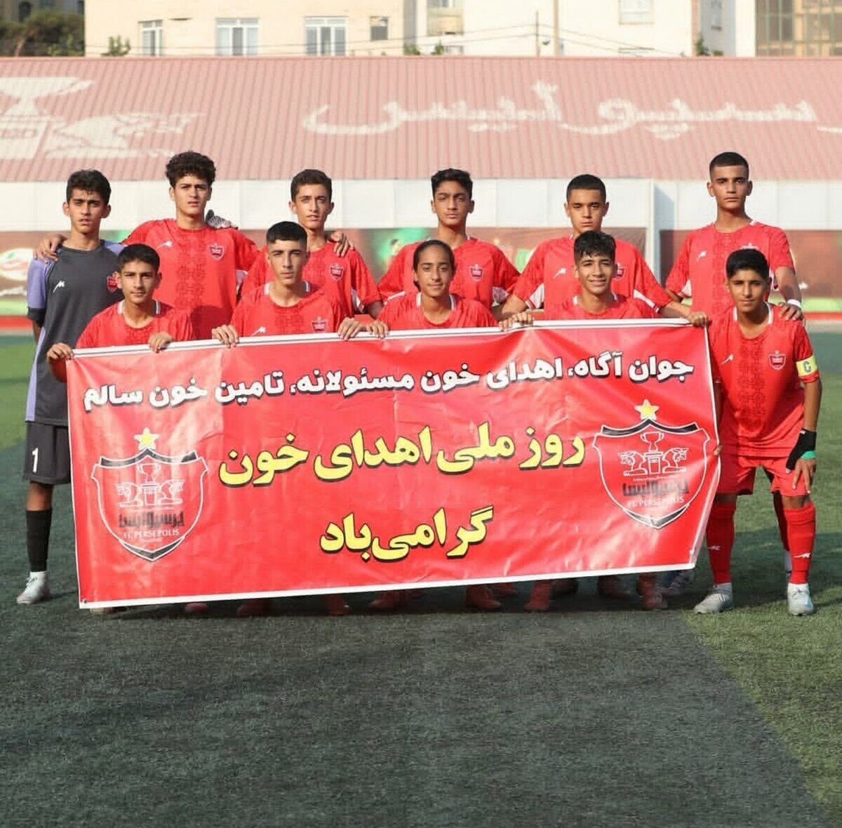 پرسپولیس با برد پُرگل لیگ را آتش زد!