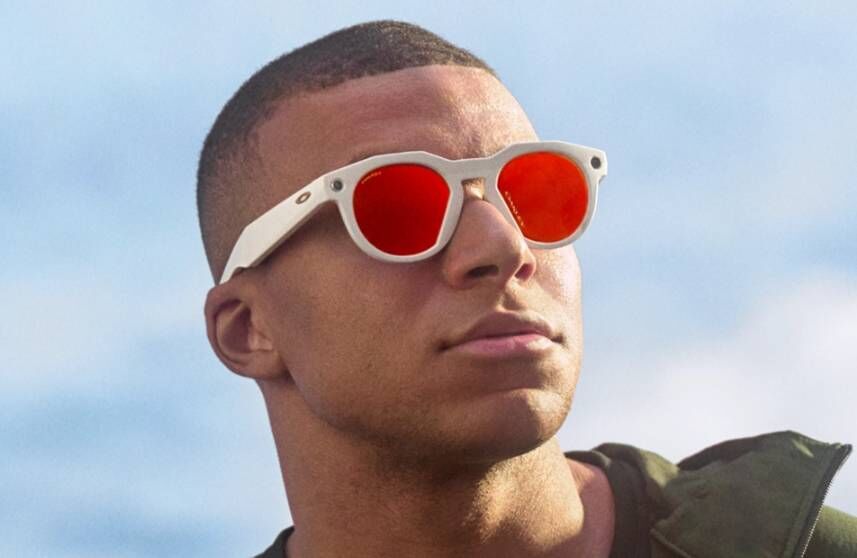تجربه استفاده از عینک Oakley Meta HSTN؛ انتخاب حرفه‌ای برای فعالیت‌های پرتحرک