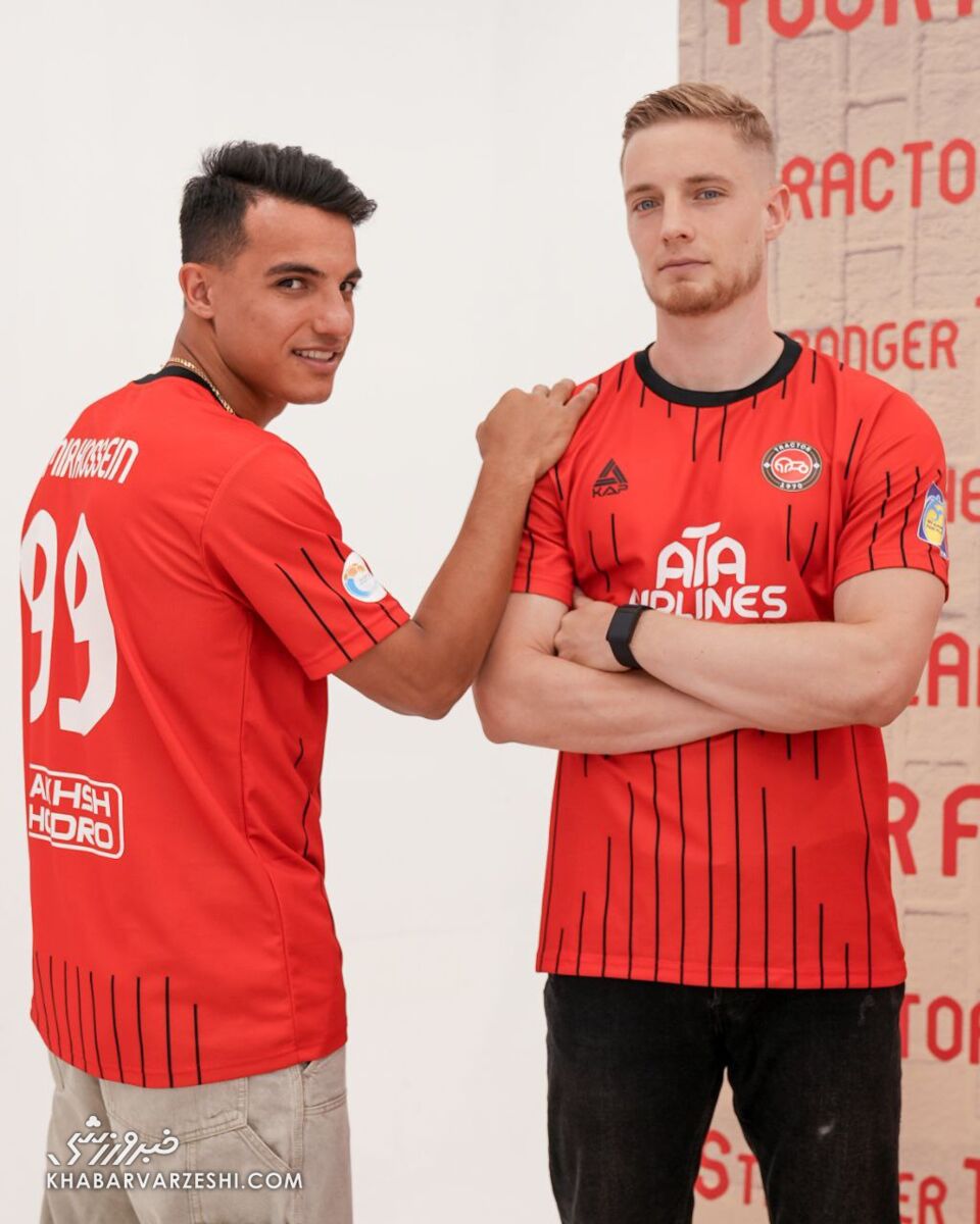 رقیب استقلال رنگ قرمز را به رخ کشید! +عکس