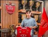 جدایی ستاره جوان پرسپولیس پوشان با دعوا و درگیری؛ مدیران سرخ بعدا حسرت میخورند؟! جدایی ستاره جوان پرسپولیس پوشان با دعوا و درگیری؛ مدیران سرخ بعدا حسرت میخورند؟!