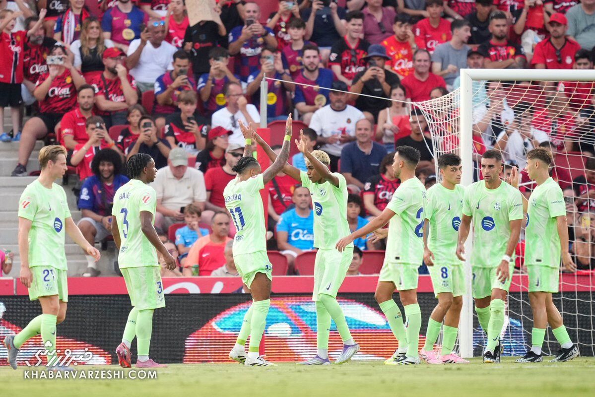 پیروزی بارسلونا در شب کابوس وار مایورکا/ گل جنجالی و ۹نفره شدن میزبان