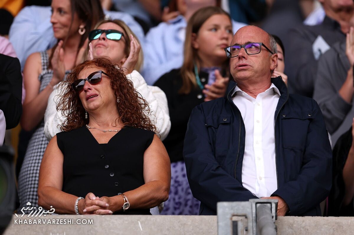 اشکهای همسر و والدین دیوگو ژوتا در ورزشگاه؛ گرامیداشت ویژه برای ستاره محبوب +تصاویر