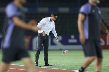 آتشفشان پرسپولیس آماده فوران؛ هاشمیان روی لبه تیغ