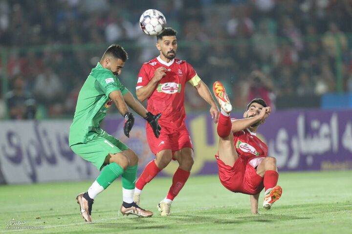 رضا شکاری؛ پرسپولیس - فجرسپاسی