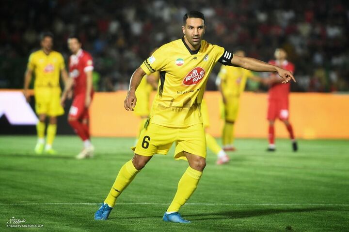 مسعود ریگی؛ پرسپولیس - فجرسپاسی