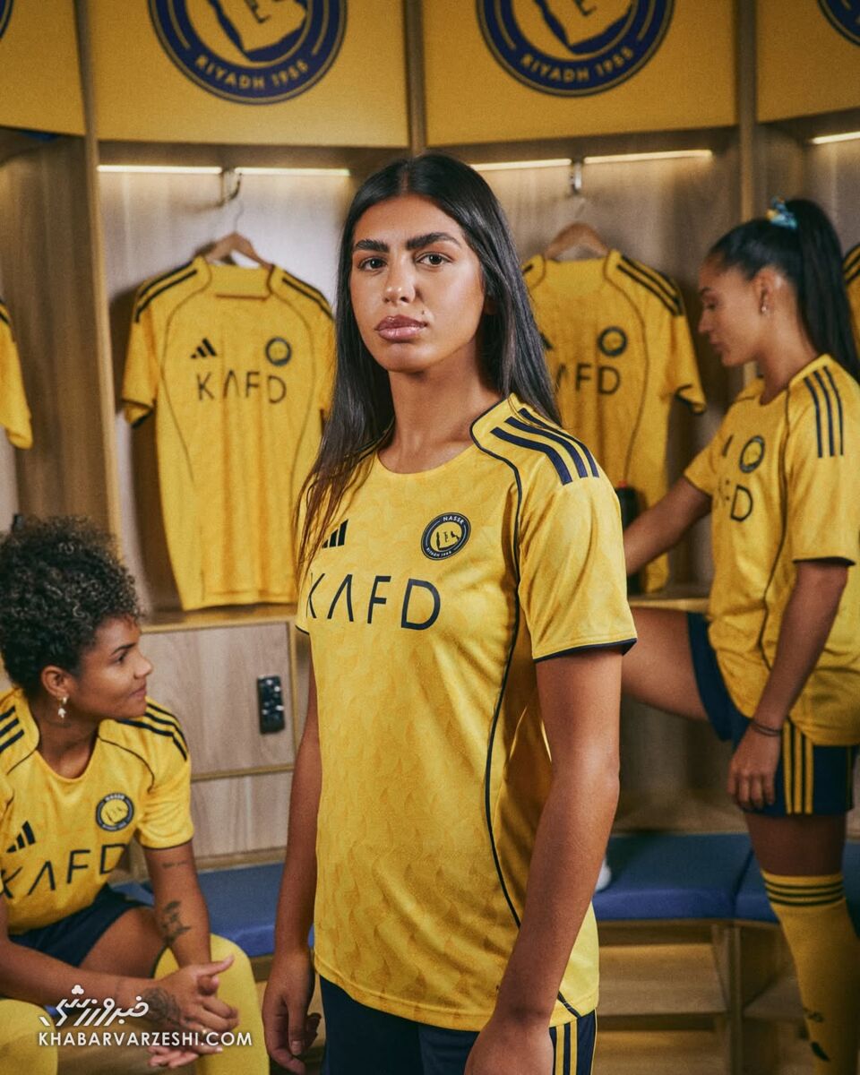 پیراهن خانگی النصر ۲۶-۲۰۲۵؛ ترکیبی از طلوع خورشید ریاض و هویت عربستانی +تصاویر