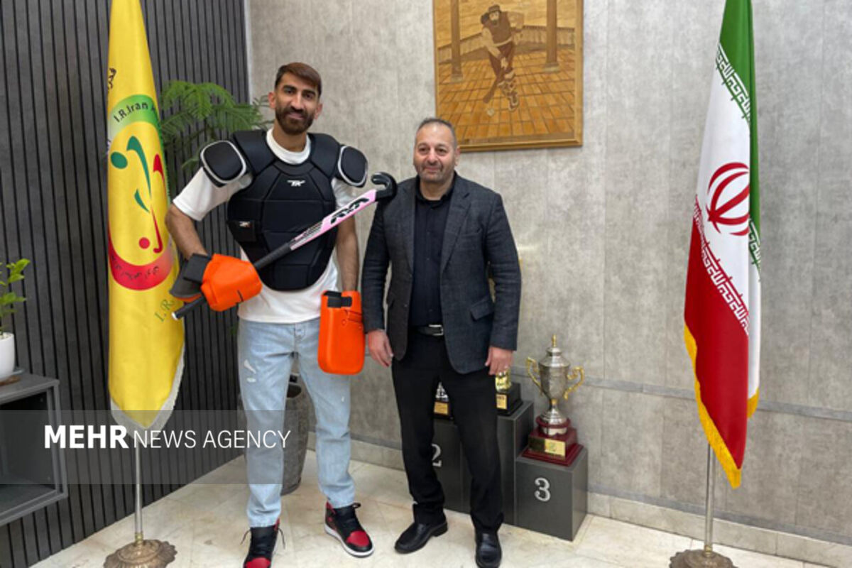 عکس| رونمایی از رشته جدید علیرضا بیرانوند/ با افتخار این مسئولیت را میپذیرم