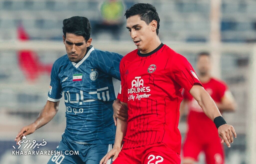 ساپینتو در رختکن تبریز به گلزن تیمش چه گفت؟/ قدردانی ویژه سرمربی از گلزن استقلال +عکس ساپینتو در رختکن تبریز به گلزن تیمش چه گفت؟/ قدردانی ویژه سرمربی از گلزن استقلال +عکس