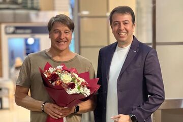 مربی آلمانی پرسپولیس به ایران رسید +عکس