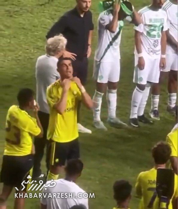 کریستیانو رونالدو با این واکنش جهانی شد/ اقدام تحسینبرانگیز ابرستاره پرتغالی با حرکتی نمادین +عکس