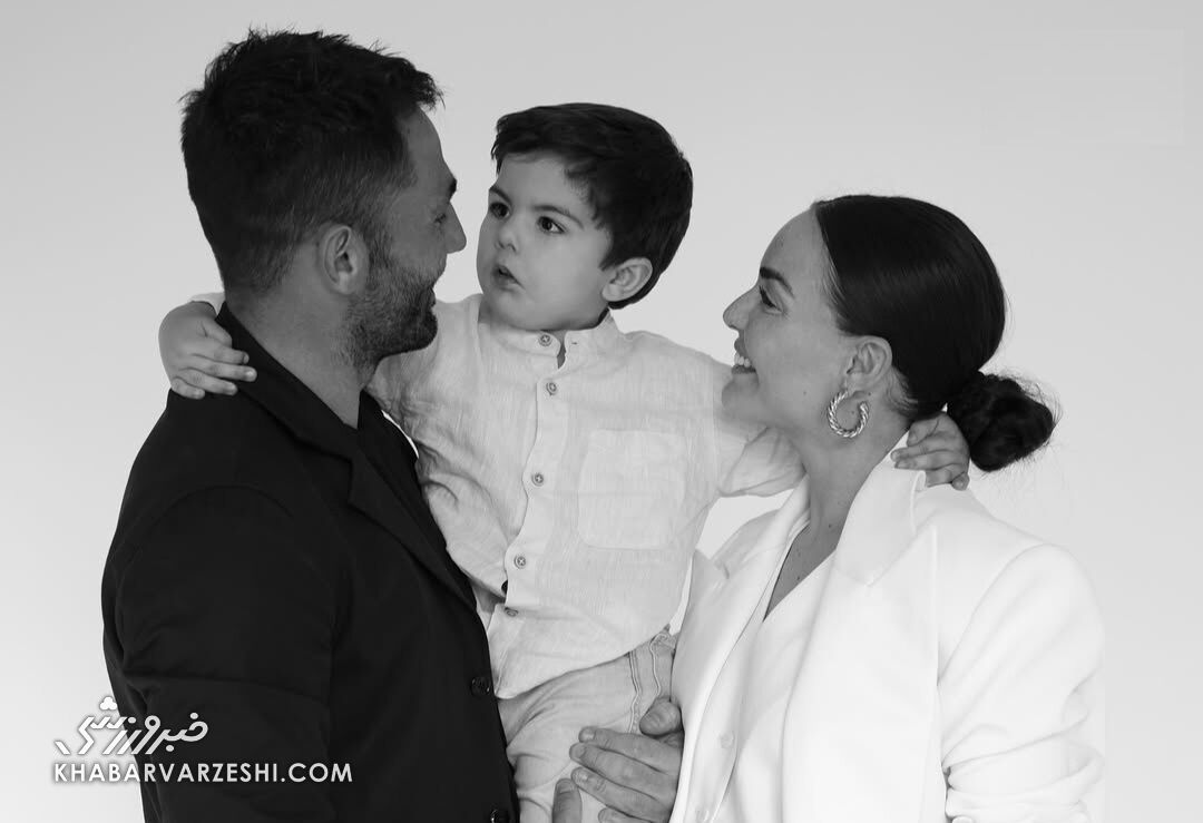 عکس جدید آنتونیو آدان و همسرش در ایران/ دروازهبان استقلال بر بام تهران +ویدیو عکس جدید آنتونیو آدان و همسرش در ایران/ دروازهبان استقلال بر بام تهران +ویدیو